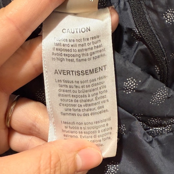 Mountain Hardwear Women’s Reversible Insulated Vest Small S Petite Gray Gorpcore - Picture 11 of 12